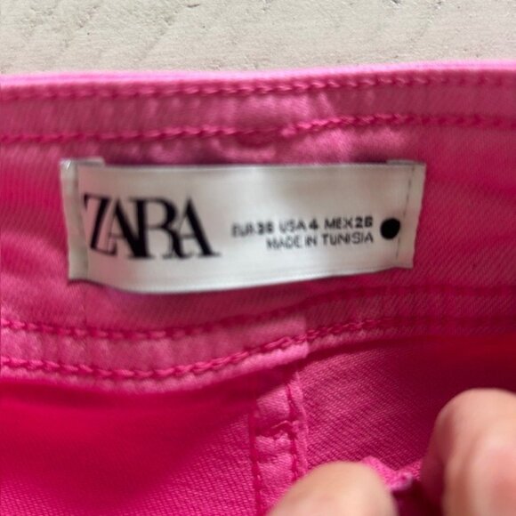 Zara High Waist Jeans - Picture 3 of 4